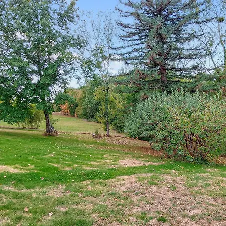 Casa de Férias Jolie Maison A La Campagne Durfort-Lacapelette